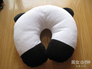 可爱萌物 让熊猫U型枕治愈你的每一天
